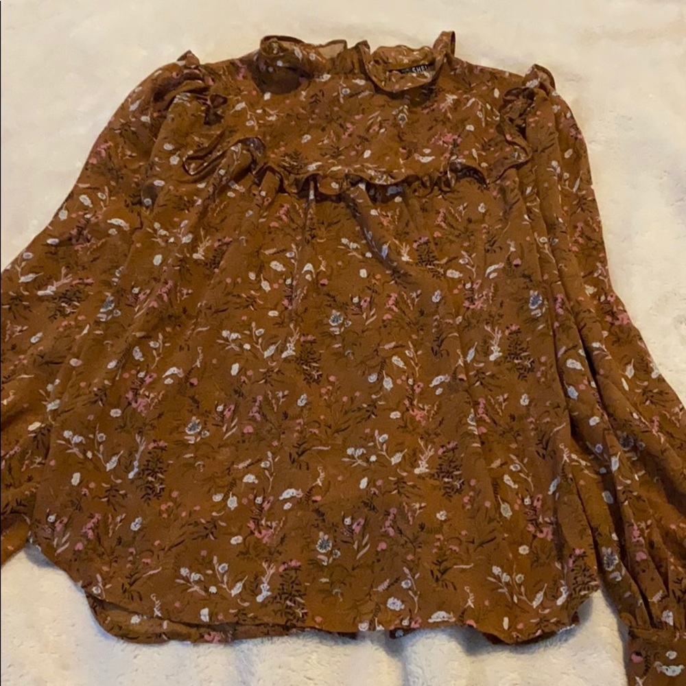 Lace Blouse with Ruffles - Picture 2 of 4